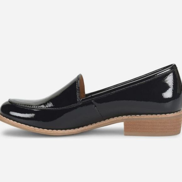 Classic Black Loafers for Women - Picture 8 of 9